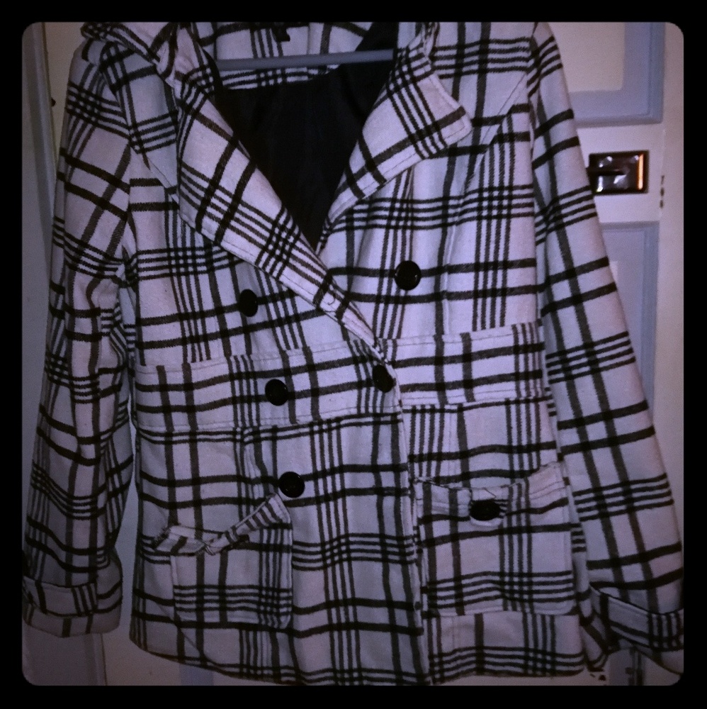 Women's hooded jacket